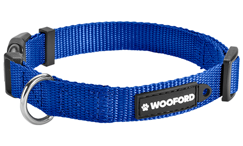 Basic Kraftfullt Nylonhalsband Blått justerbart hundhalsband med silver D-ring för namnbricka hund, hållbart och bekvämt lättviktsnylon.