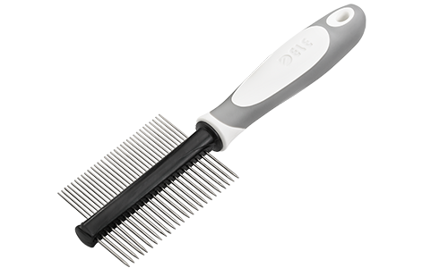 Dubbelsidig hundkam Dubbelsidig hundkam med ergonomiskt handtag, med fina och breda metalltänder för tovutredning och pälsvård.